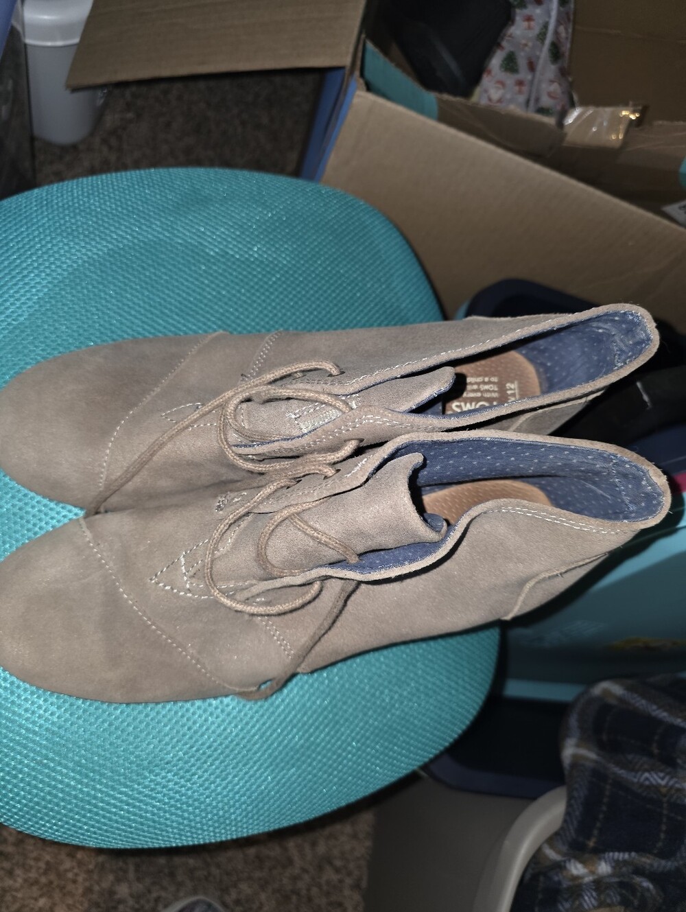 Toms Women’s Suede Lace-Up Ankle Boots in Taupe Size 12 Women
